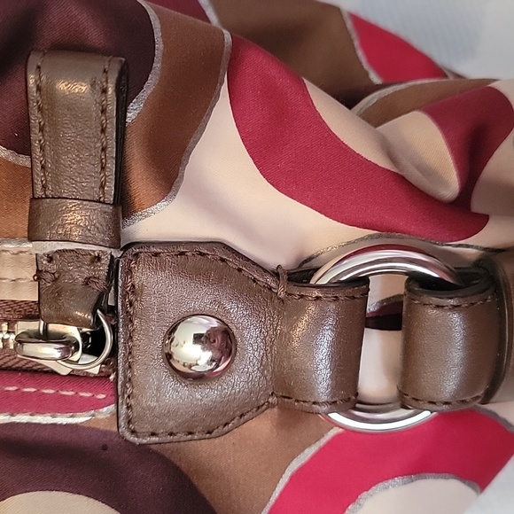 Coach woman’s handbag. - Picture 5 of 12